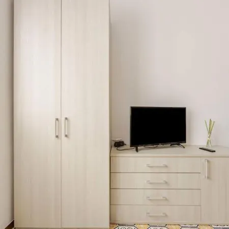 Casa Gli Scogli Apartment *